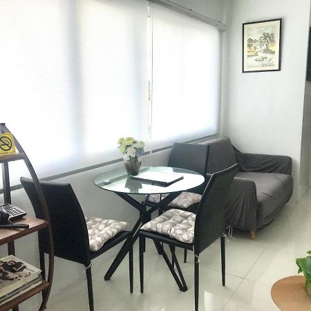 Cozy And Full Service Condo At The Heart Of Bacolod Ngoại thất bức ảnh