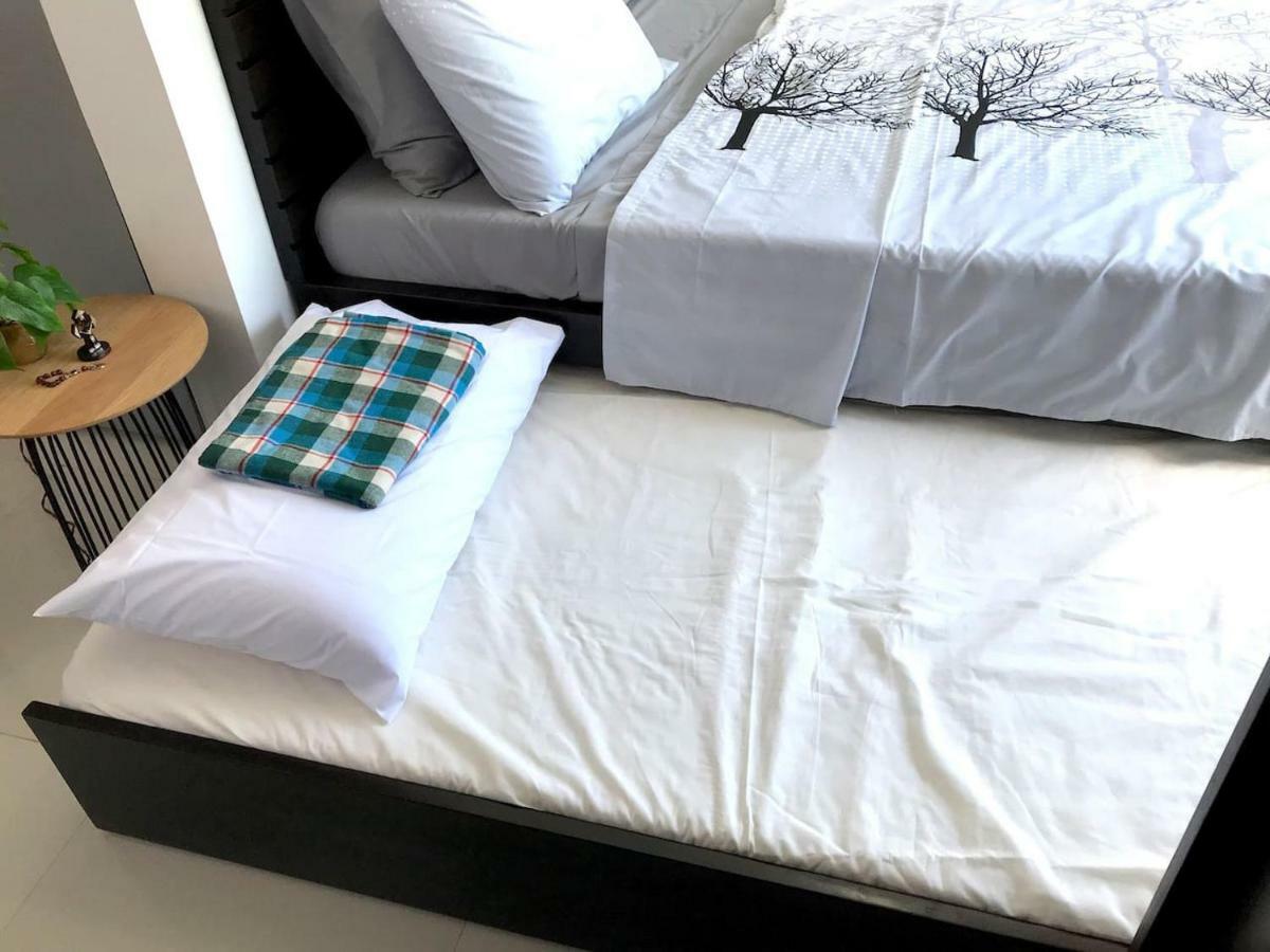 Cozy And Full Service Condo At The Heart Of Bacolod Ngoại thất bức ảnh